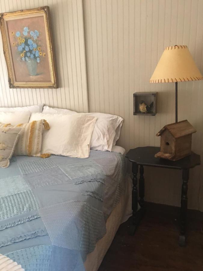 Acorn Hideaways Canton Sweet Tweet Guesthouse King Bed 외부 사진